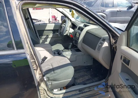 2010 Ford Escape Xlt из США, поврежденный, VIN 1FMCU0DG0AKA05225